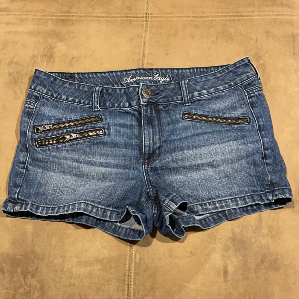 Women’s American Eagle Jeans Shorts 12